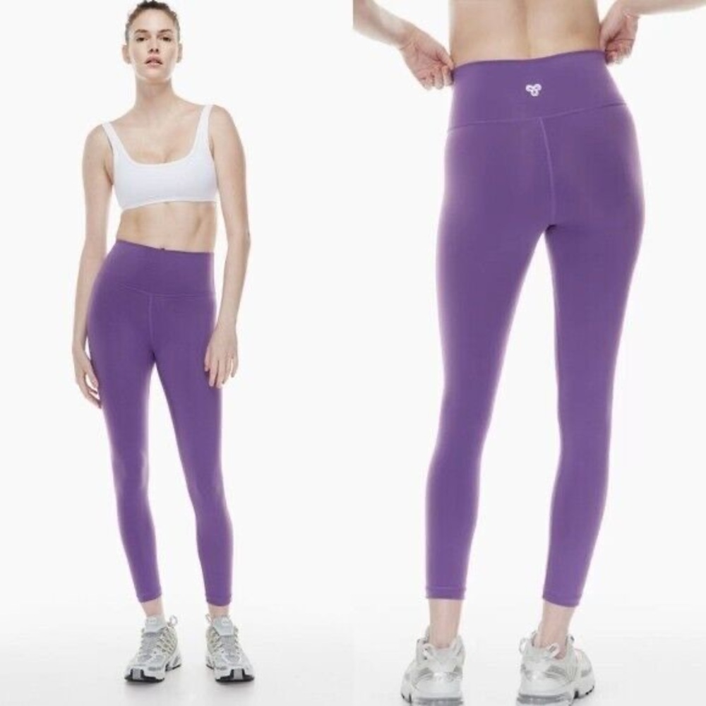 Aritzia TNA Action leggings